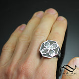 Black and White Clover Ring - Sterling and Topaz