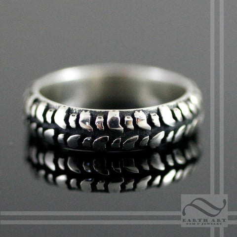 Ladies Mud Bogger® by Interco® Tire Tread Wedding Ring